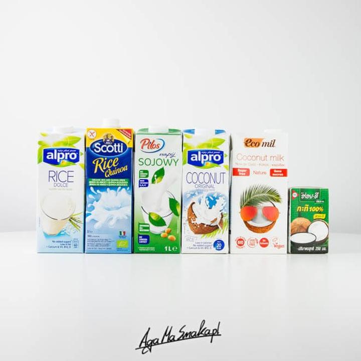 Alternatywy dla mleka migdałowego – co warto wypróbować?