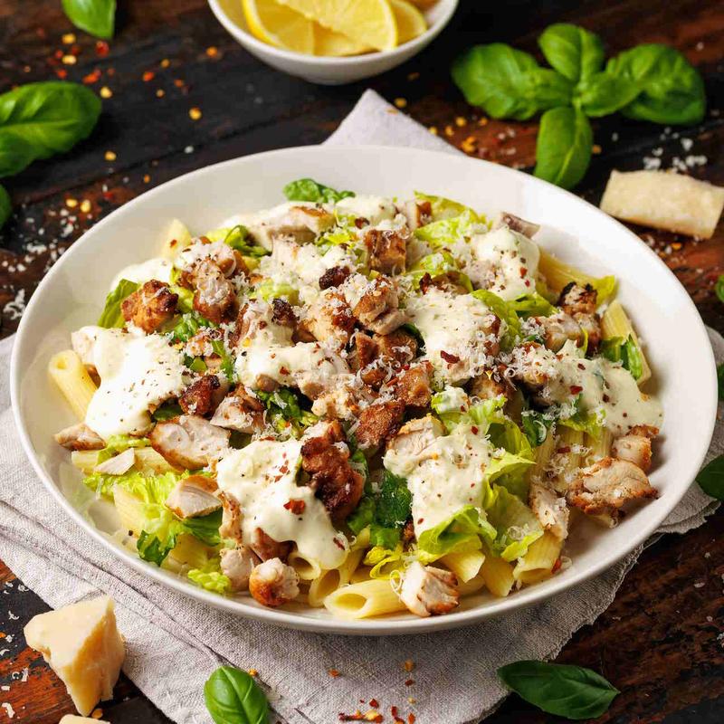 Idealna sałatka do pieczonego kurczaka – odkryj smakowe połączenia!