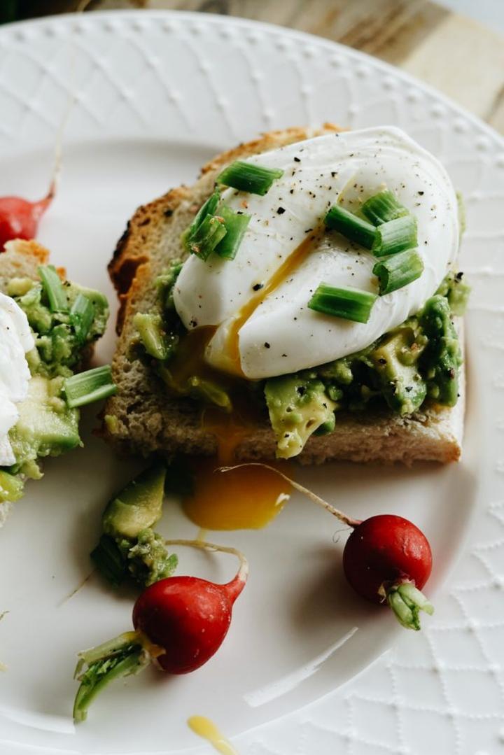 Techniki gotowania jajka w koszulce