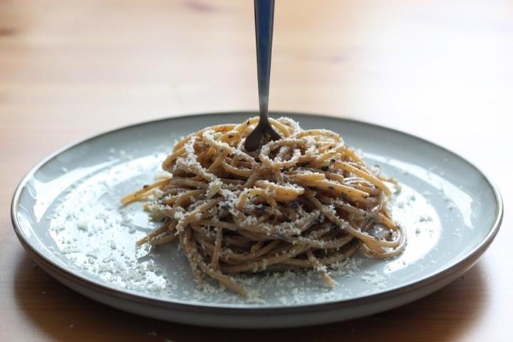 Pasta truflowa – odkryj niepowtarzalny smak luksusu w każdej łyżeczce