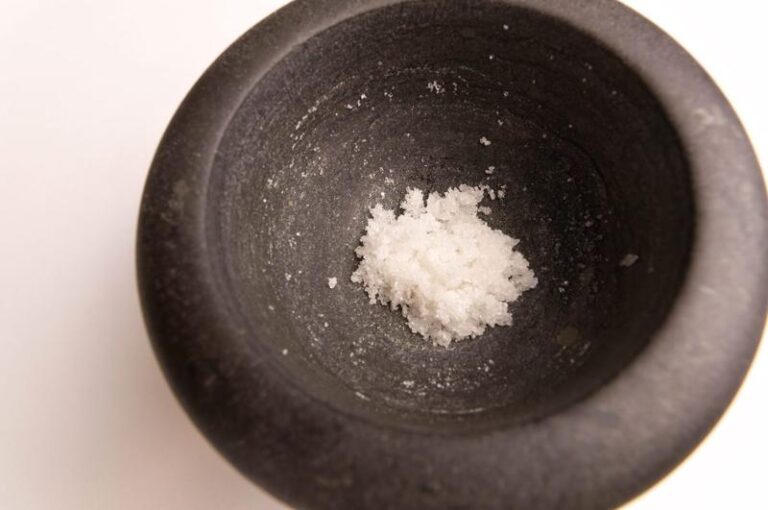 Sekrety smaku: jak skutecznie doprawić spirytus?