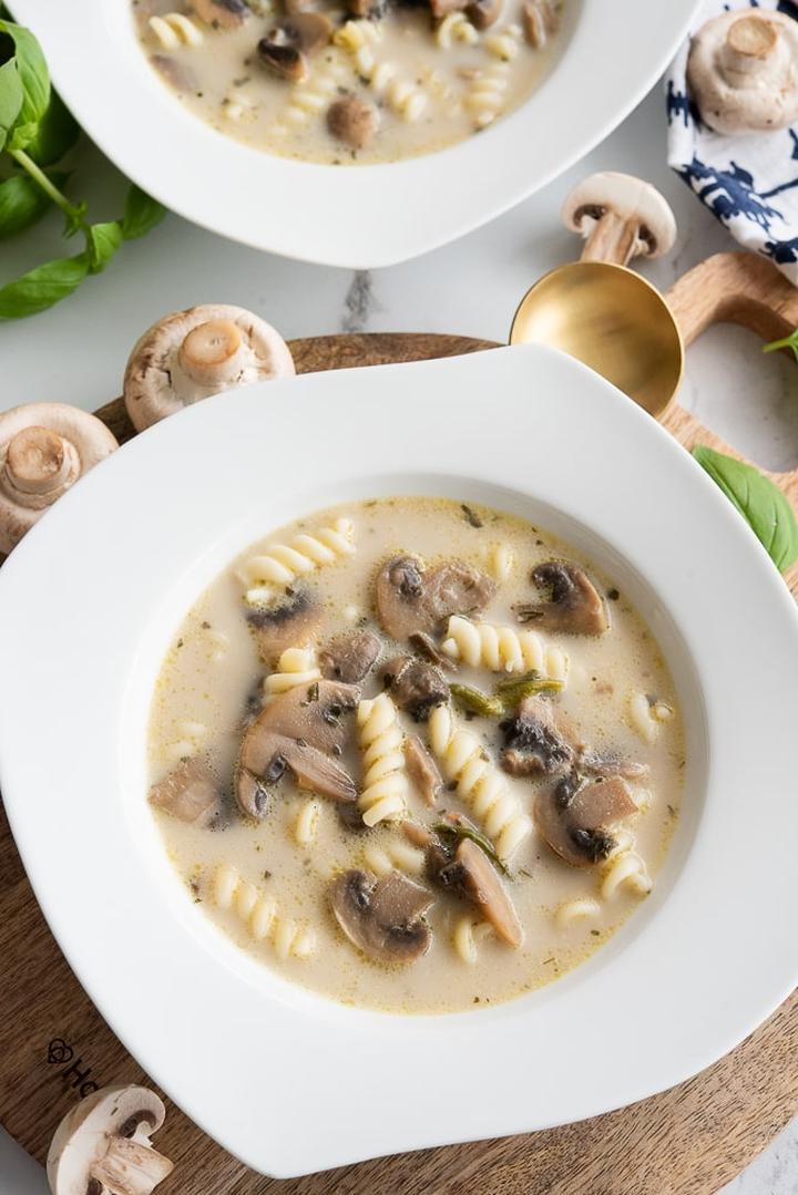 Kombinacje smakowe zupy pieczarkowej