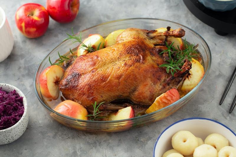 Idealny czas pieczenia kaczki, aby była miękka i soczysta