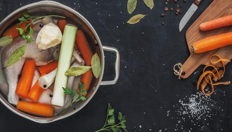 Jak długo gotuje się rosół, aby był idealny? Oto sprawdzone wskazówki!