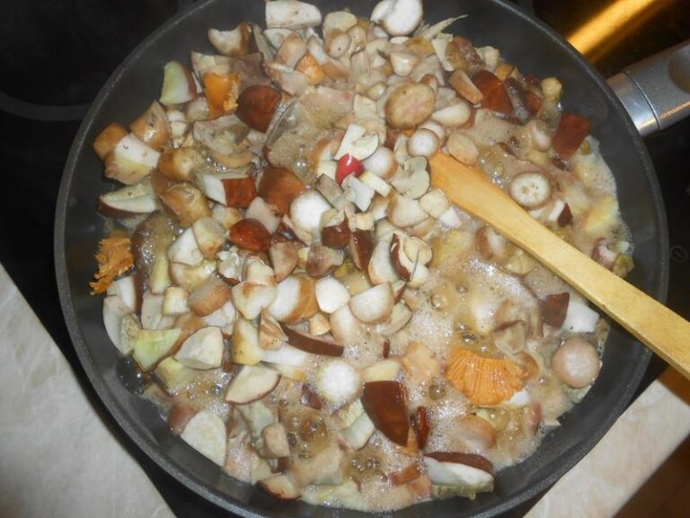 Jak długo gotować grzyby, by zachowały swój smak i wartości odżywcze?